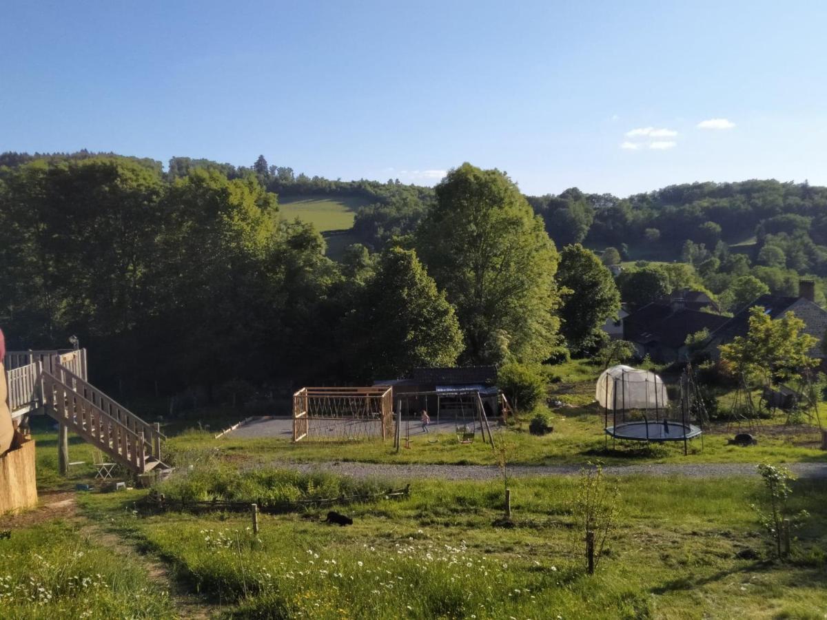 Caradjango , Caravane Chauffee Et Climatisee Lupersat Exterior photo